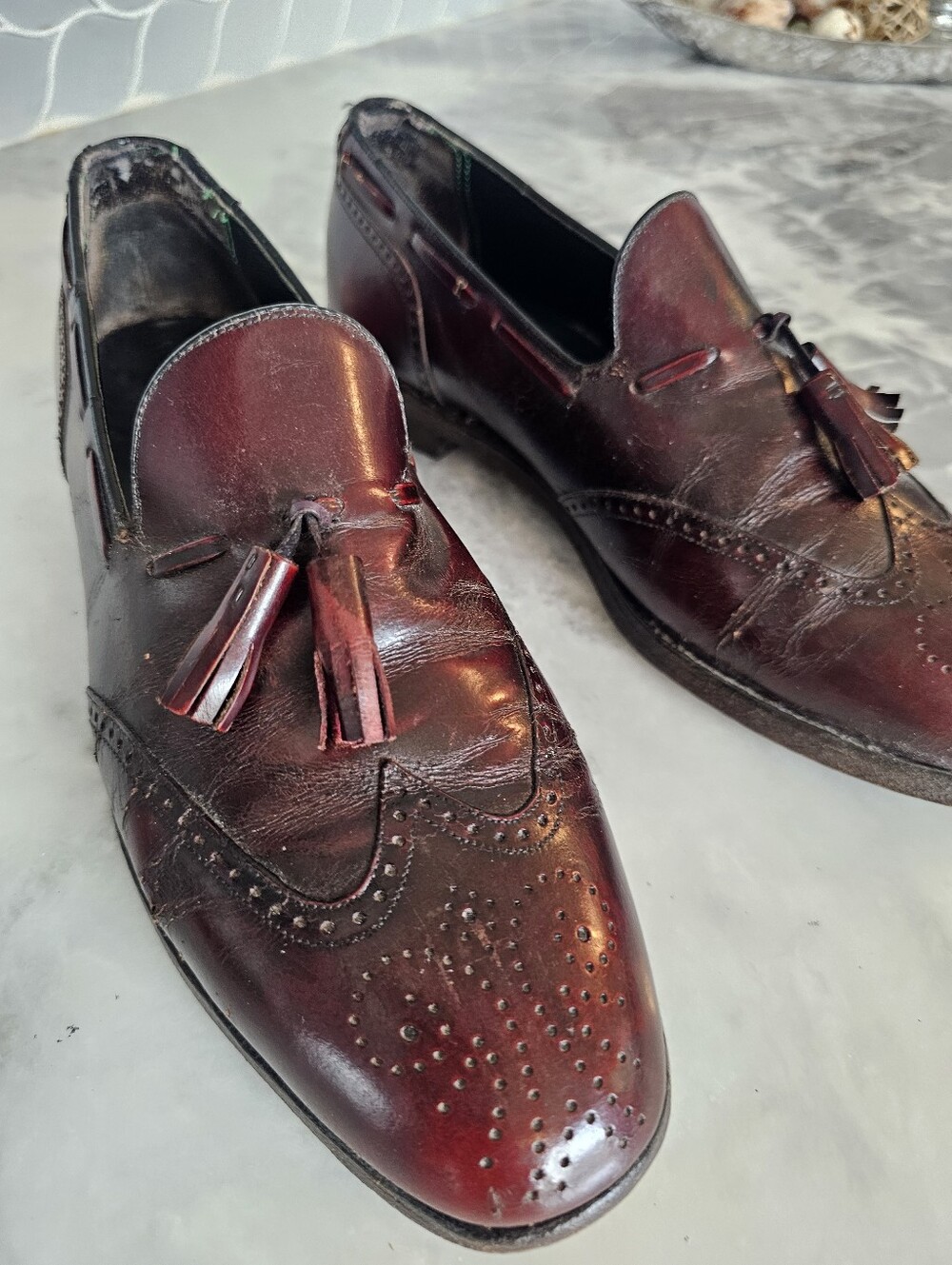 FLORSHEIM  Men's Burgundy Tassel Loafers - Classic BRAZIL Leather Dress Shoes